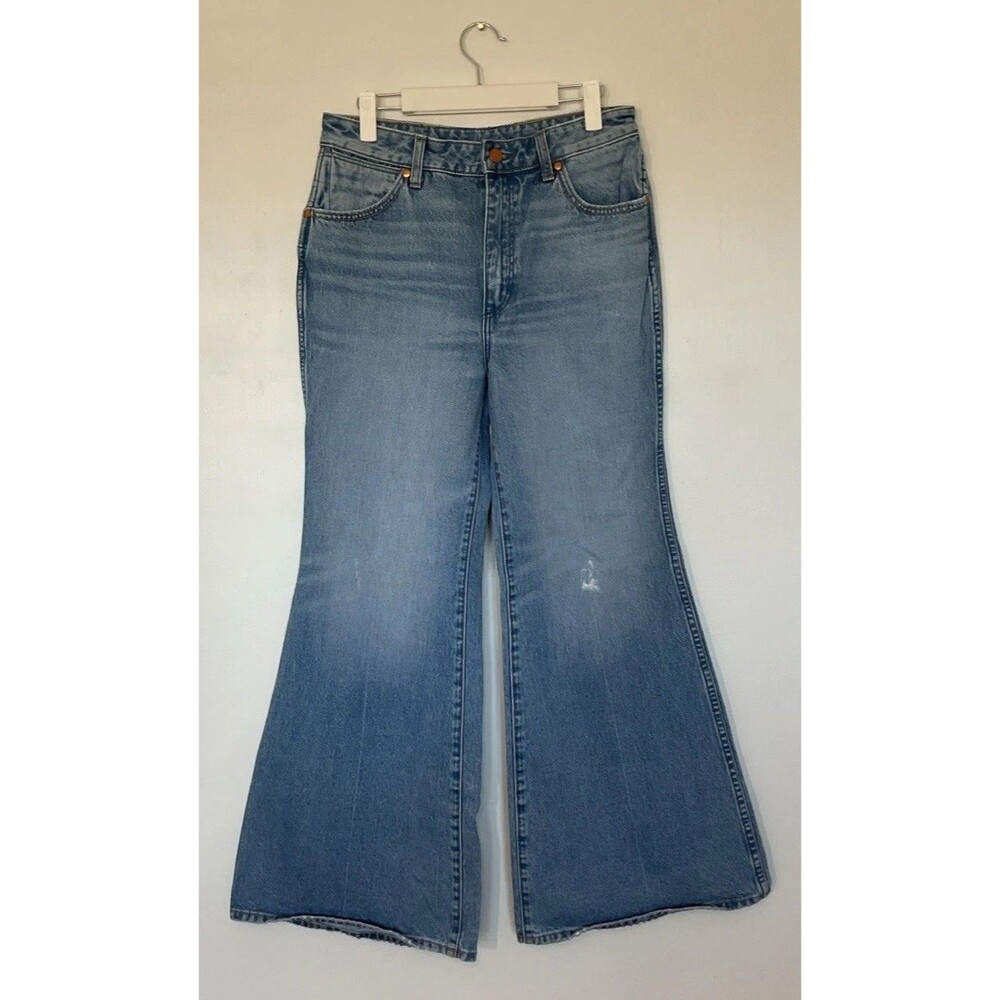 Wrangler Women's Size 30 X 30 Wanderer 622 High Rise Flare Denim Jeans